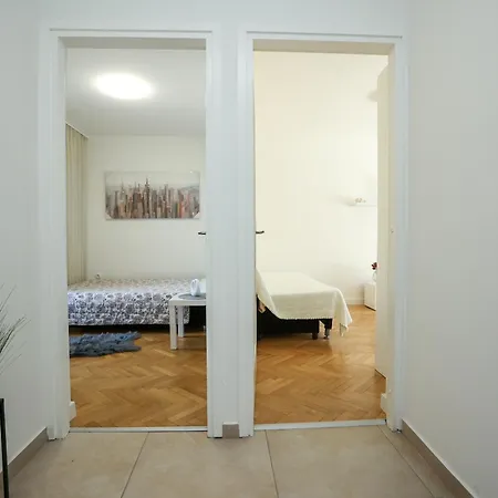 Apartment Lana I Davide