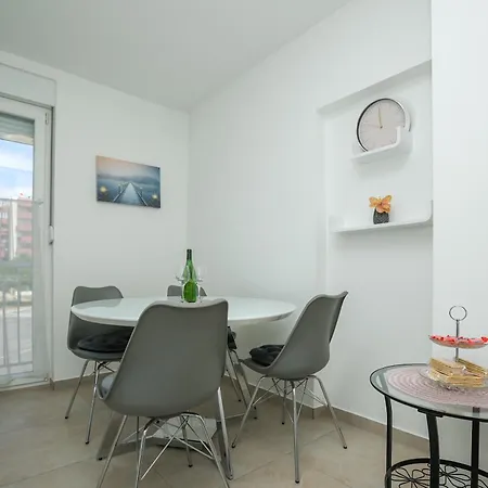 Lana I Davide Apartman