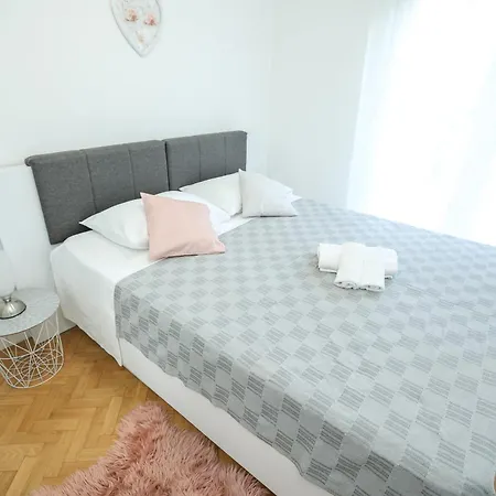 Διαμέρισμα Lana I Davide Ζαντάρ