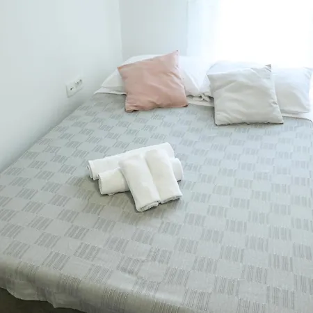 Lana I Davide Apartman *